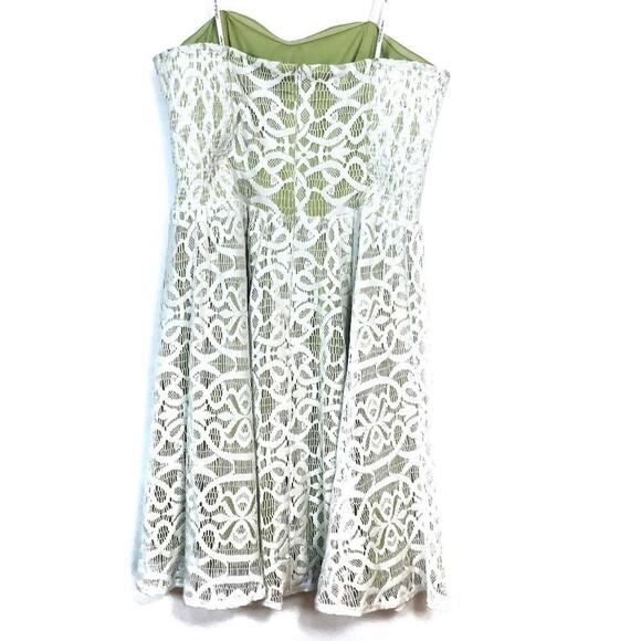 Guess Strapless Neon Green and Lace Dress Size 14 - Picture 8 of 8